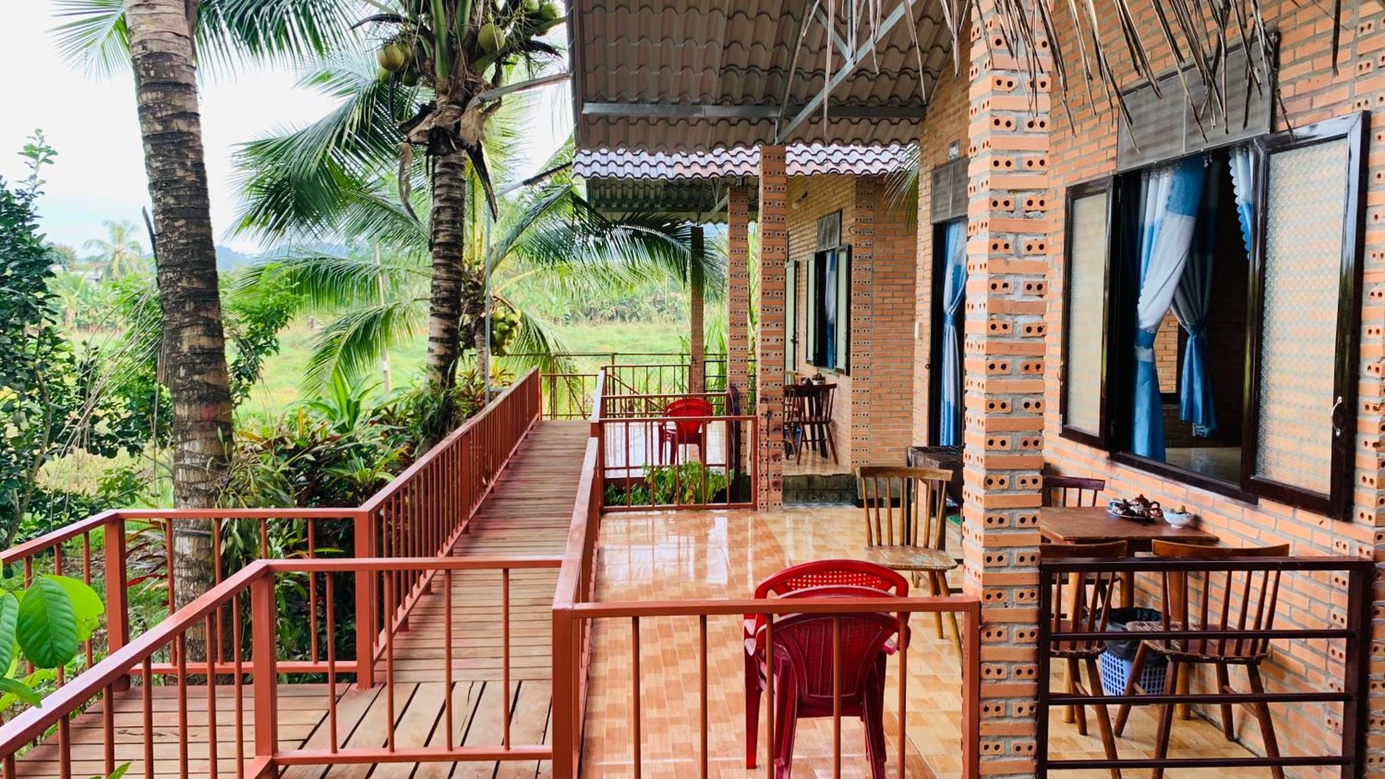 Gibbon Singing Home Stay Quan Tom Exteriér fotografie